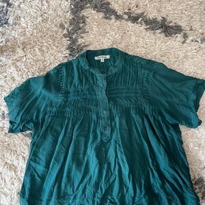 Women’s high neck top